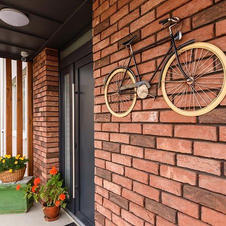 Tamtam Urban Aparthotel Cluj-Napoca Buitenkant foto